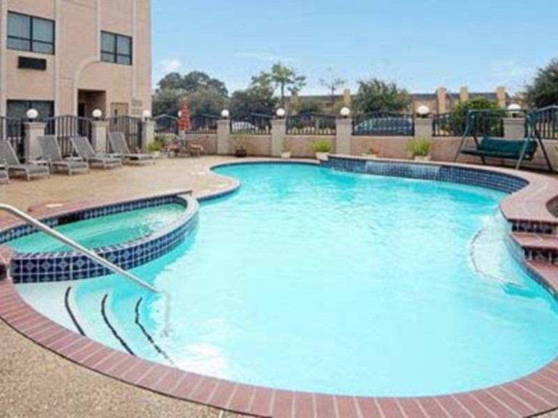 Comfort Suites - Near The Galleria Houston Exterior photo